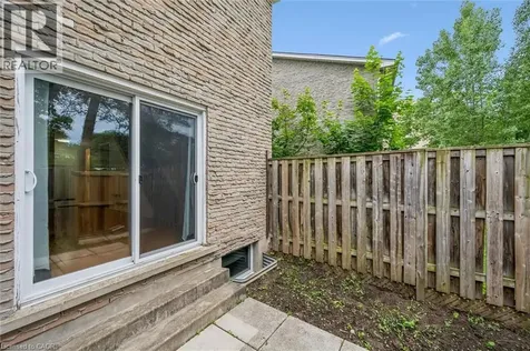 178 Westcourt Place Waterloo ON N2L 2R7