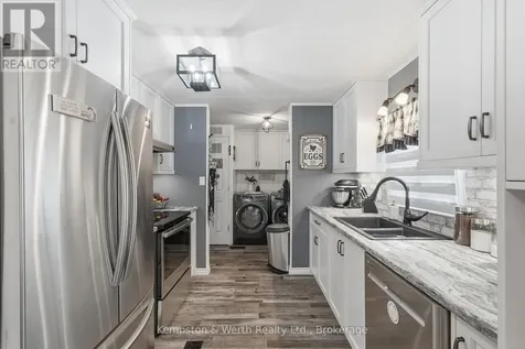 90 Fairview Crescent North Perth (elma) ON N4W 3G8