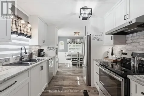 90 Fairview Crescent North Perth (elma) ON N4W 3G8