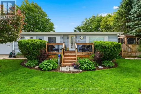 90 Fairview Crescent North Perth (elma) ON N4W 3G8