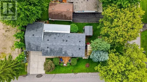 90 Fairview Crescent North Perth (elma) ON N4W 3G8