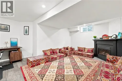 76 Lardner Street Cambridge ON N3C 4L2