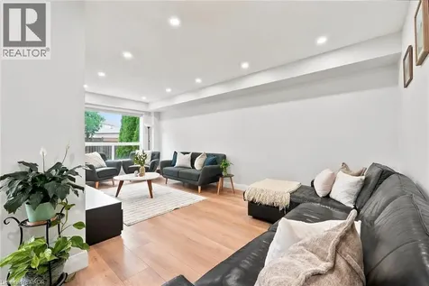 76 Lardner Street Cambridge ON N3C 4L2