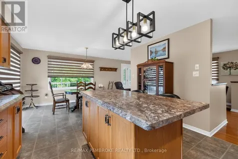 246 Blackbay Road Petawawa ON K8H 2W8