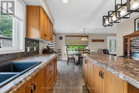 246 Blackbay Road Petawawa ON K8H 2W8