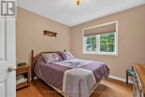 246 Blackbay Road Petawawa ON K8H 2W8