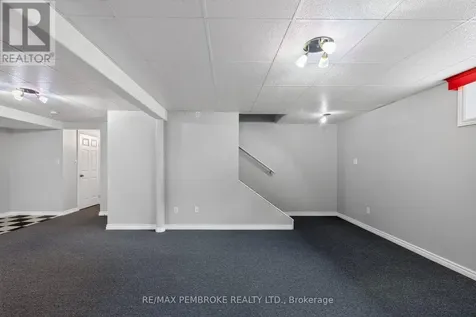 246 Blackbay Road Petawawa ON K8H 2W8