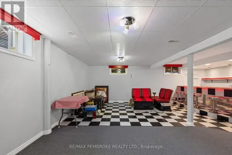 246 Blackbay Road Petawawa ON K8H 2W8