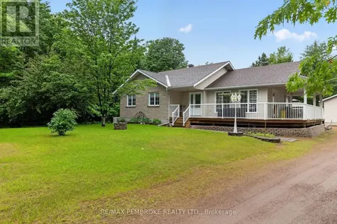 246 Blackbay Road Petawawa ON K8H 2W8