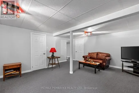 246 Blackbay Road Petawawa ON K8H 2W8