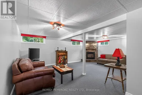 246 Blackbay Road Petawawa ON K8H 2W8