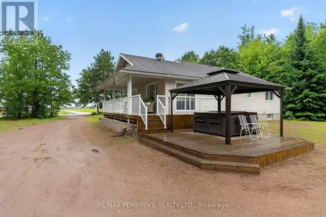 246 Blackbay Road Petawawa ON K8H 2W8