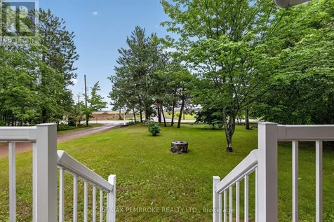246 Blackbay Road Petawawa ON K8H 2W8