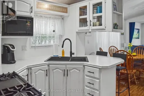 13 Southline Avenue Huron-kinloss ON N0G 0E1