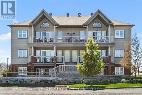 135 Harthill Way Ottawa ON K2J 5V1