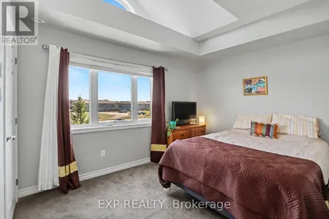135 Harthill Way Ottawa ON K2J 5V1