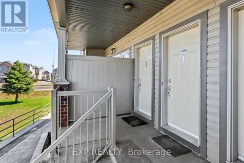 135 Harthill Way Ottawa ON K2J 5V1