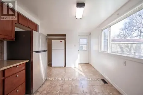281 Morgan Avenue Kitchener ON N2A 2M7