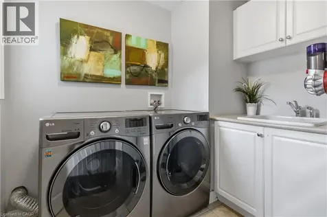 3346 Stocksbridge Avenue Oakville ON L6M 0B5