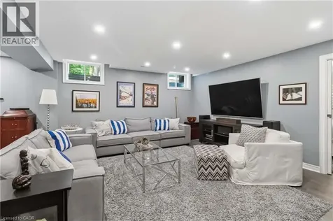 3346 Stocksbridge Avenue Oakville ON L6M 0B5