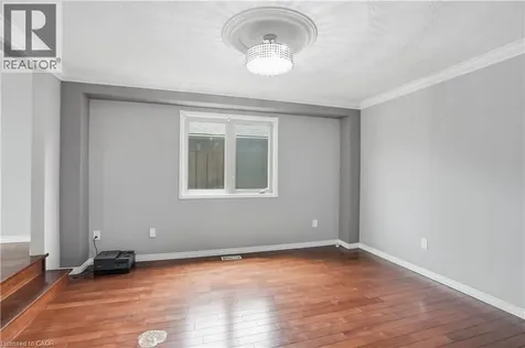 111 Aubrey Avenue Stoney Creek ON L8J 2T2