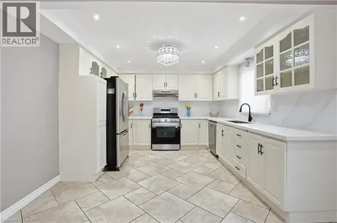 111 Aubrey Avenue Stoney Creek ON L8J 2T2