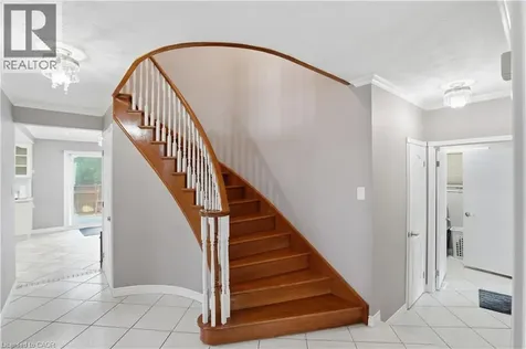 111 Aubrey Avenue Stoney Creek ON L8J 2T2