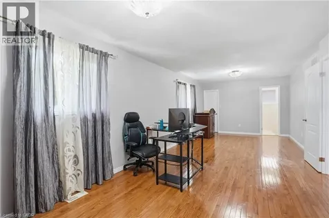 111 Aubrey Avenue Stoney Creek ON L8J 2T2