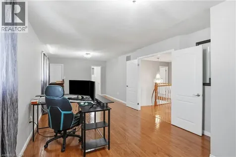 111 Aubrey Avenue Stoney Creek ON L8J 2T2