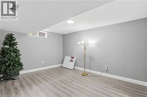 111 Aubrey Avenue Stoney Creek ON L8J 2T2
