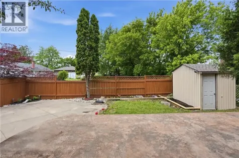 111 Aubrey Avenue Stoney Creek ON L8J 2T2