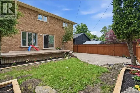 111 Aubrey Avenue Stoney Creek ON L8J 2T2