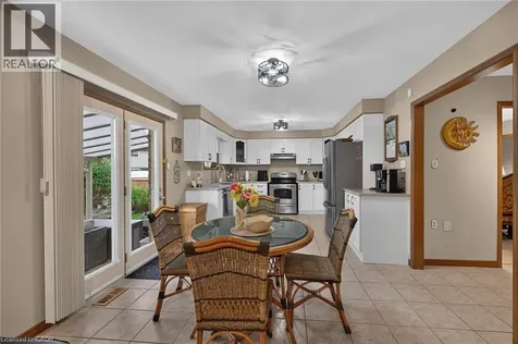84 Jamieson Drive Caledonia ON N3W 2M4