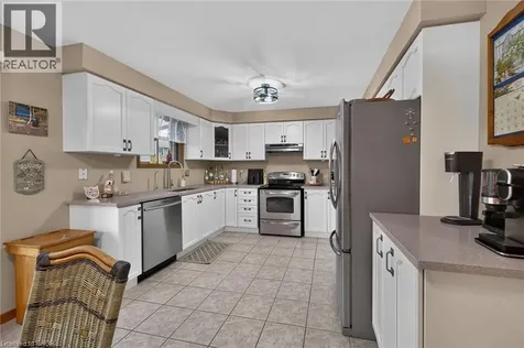 84 Jamieson Drive Caledonia ON N3W 2M4