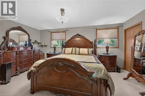 84 Jamieson Drive Caledonia ON N3W 2M4
