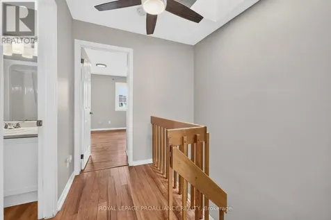 80 Rothbury Crescent Ottawa ON K1K 4N7