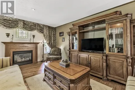 2 Old Hickory Lane Wasaga Beach ON L9Z 3A9