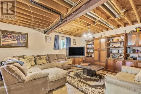 2 Old Hickory Lane Wasaga Beach ON L9Z 3A9