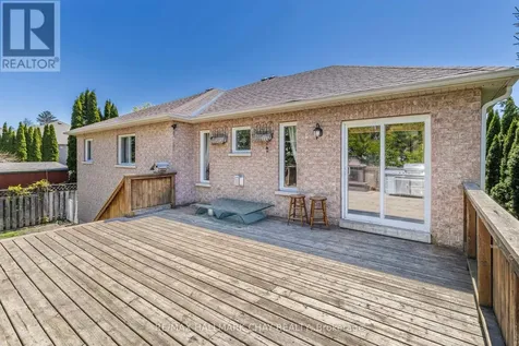2 Old Hickory Lane Wasaga Beach ON L9Z 3A9