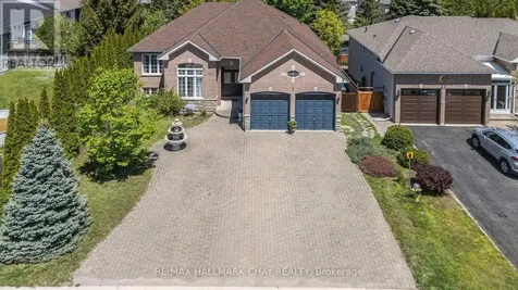 2 Old Hickory Lane Wasaga Beach ON L9Z 3A9
