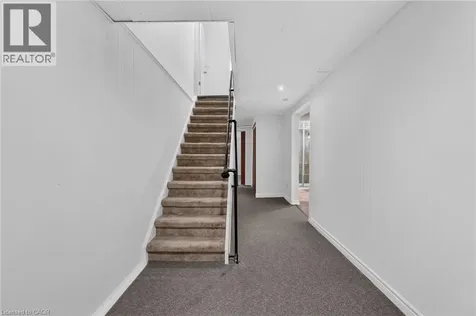 2450 Overton Drive Burlington ON L7P 4B5