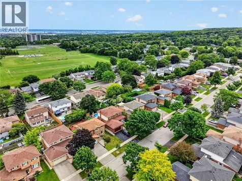 2450 Overton Drive Burlington ON L7P 4B5