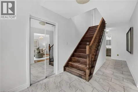 2450 Overton Drive Burlington ON L7P 4B5