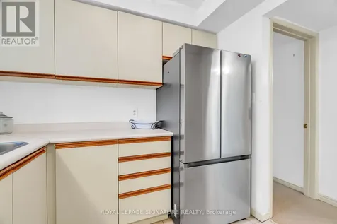 461 Beechwood Place Waterloo ON N2T 2N8