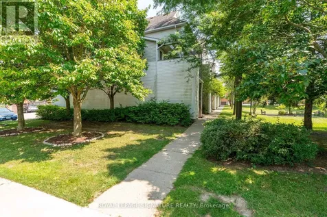 461 Beechwood Place Waterloo ON N2T 2N8