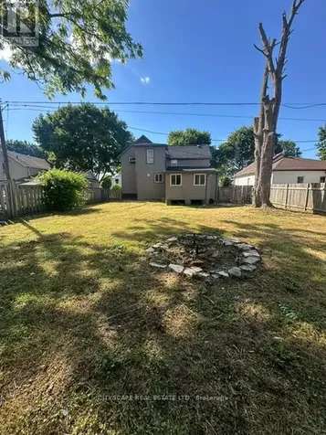102 Gray Street Chatham-kent ON N7M 1S9