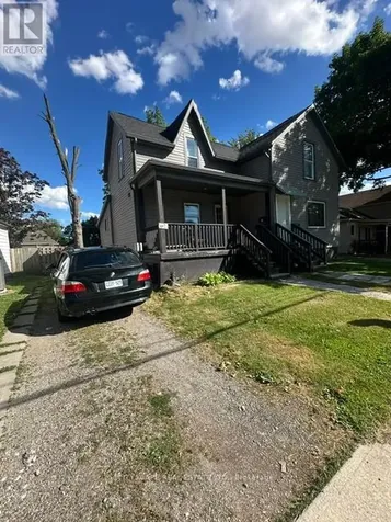 102 Gray Street Chatham-kent ON N7M 1S9