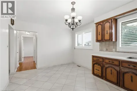 31 Sycamore Street Hamilton ON L8T 3N6