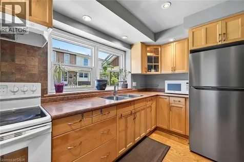 2252 Upper Middle Road Burlington ON L7P 2Z9
