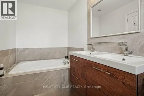 2064 Dunollie Crescent Ottawa ON K2W 1H6